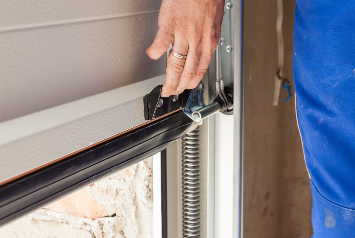 Reliable Automatic Garage Door Repair